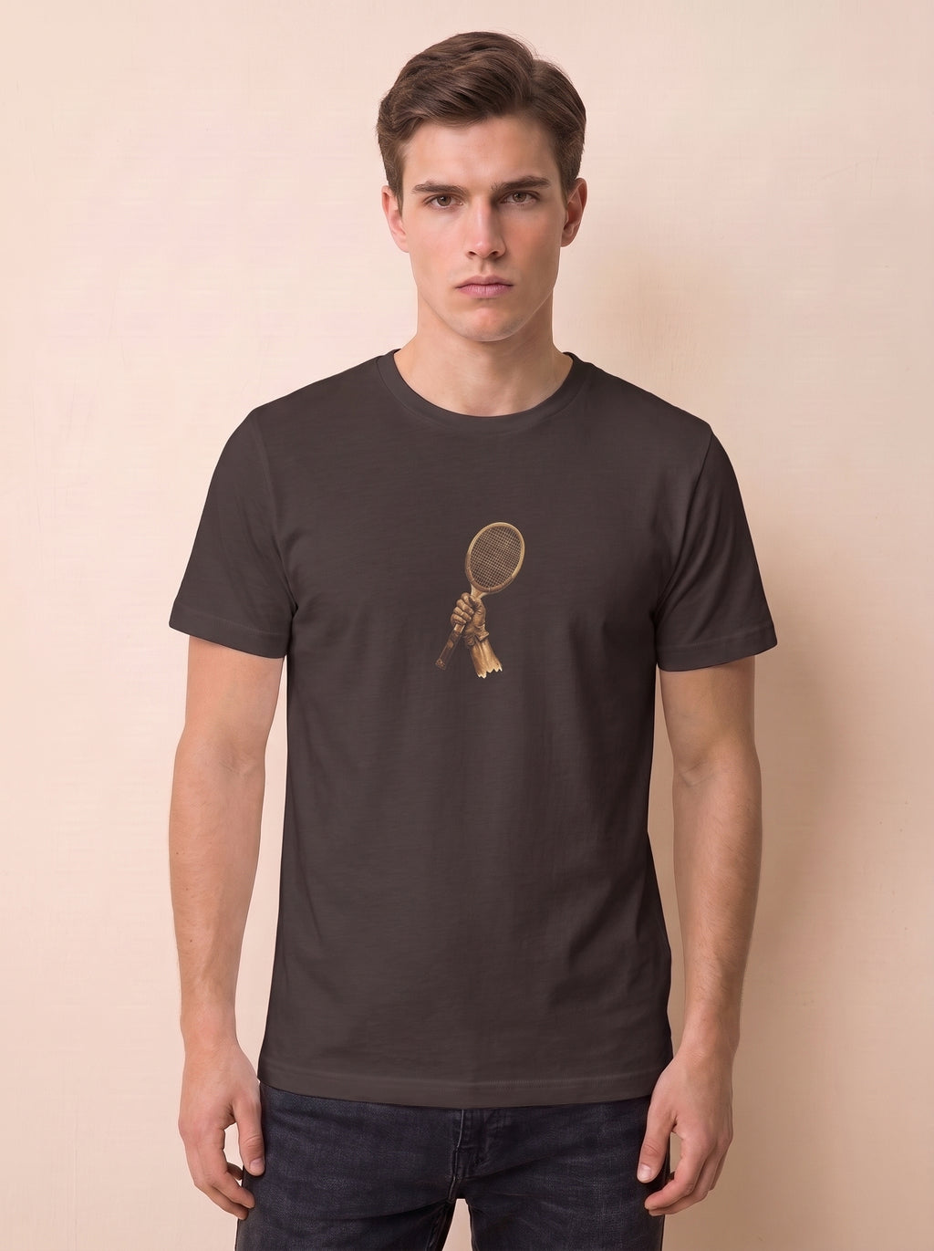 Mann mit Tennisschläger T-Shirt