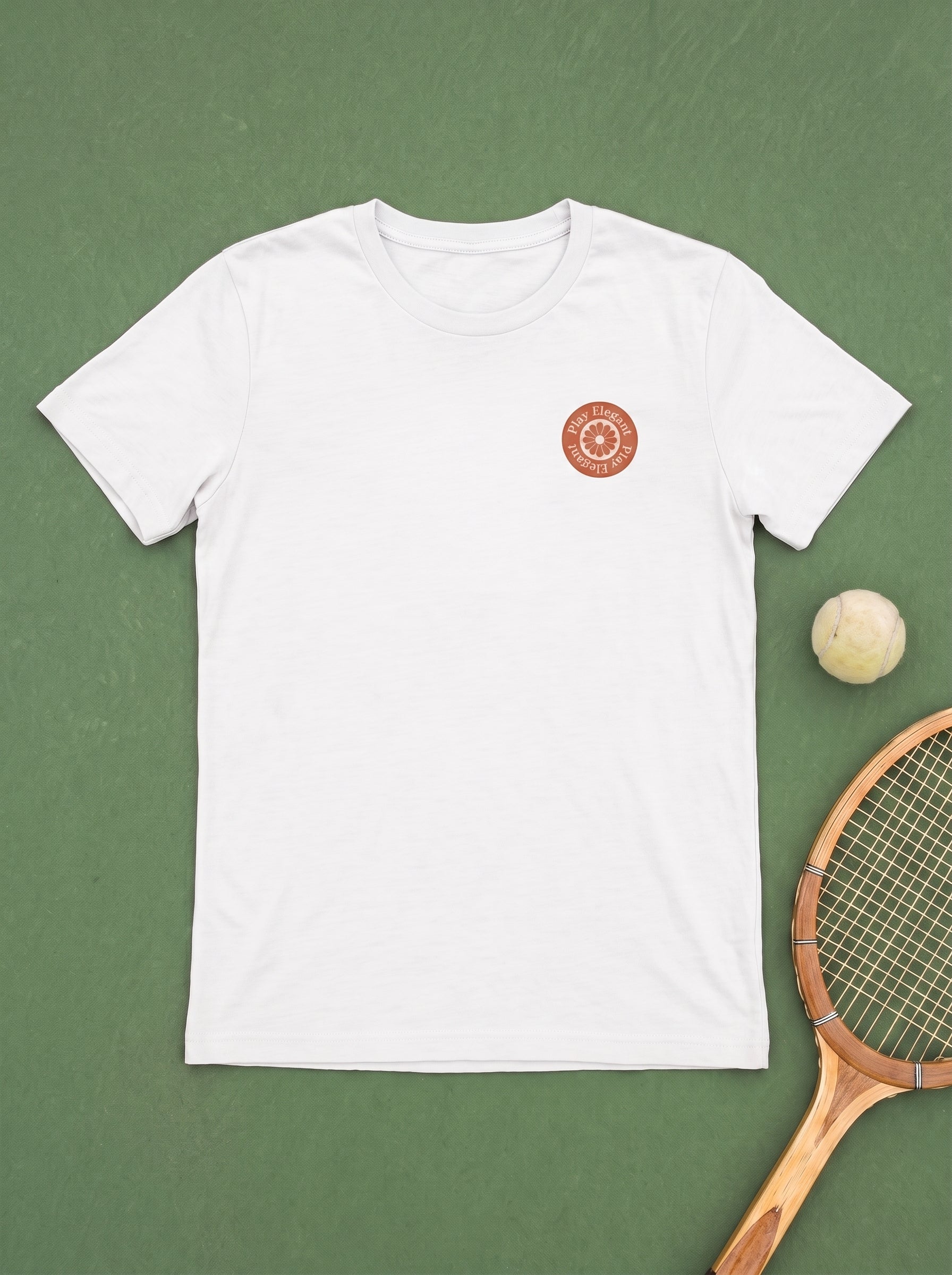 T-shirt à l'effigie d'élégant badge Play